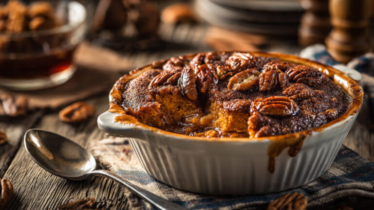 Cinnamon Pumpkin Pecan Cobbler